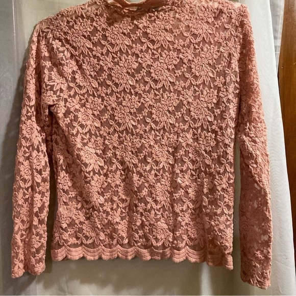 Ambiance lace top- color pink long sleeves - Picture 6 of 9